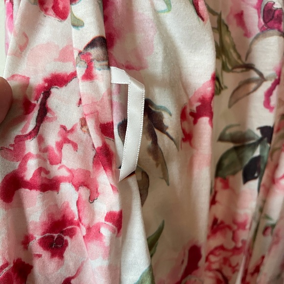 Lightweight Robe - Picture 3 of 7